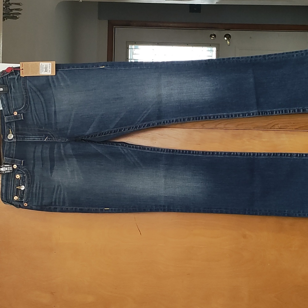 Jean's - Picture 2 of 3